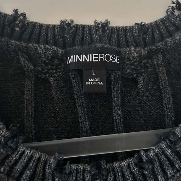 Grey Rose Minnie Rose distressed sweater SZ large - Picture 2 of 3